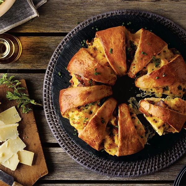 Bacon, Egg & Cheese Breakfast Ring